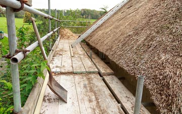 advantages of Hincknowle thatch roofing
